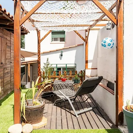 Garden Stays, With Bbq, Easy Parking Near Tejo, Fast Access To Alfama & Downtown Casa vacanze Lisbona