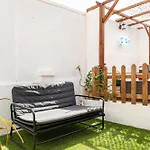 Garden Stays, With Bbq, Easy Parking Near Tejo, Fast Access To Alfama & Downtown Hébergement de vacances