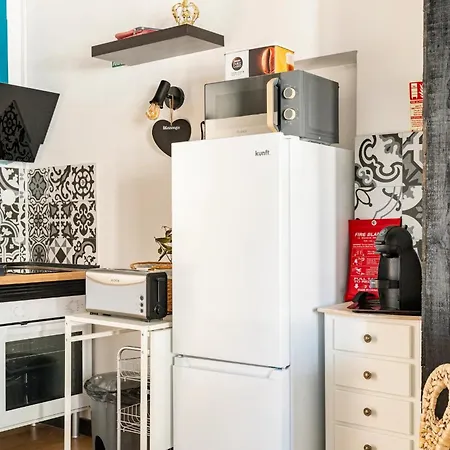 Dom wakacyjny Garden Stays, With Bbq, Easy Parking Near Tejo, Fast Access To Alfama & Downtown